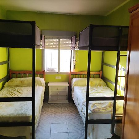 Apartamento En Playa De Gandia Eksteriør billede